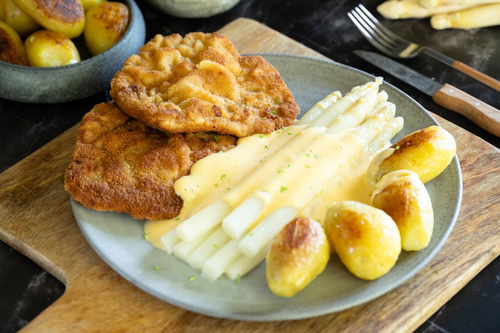 Spargel mit Schnitzel